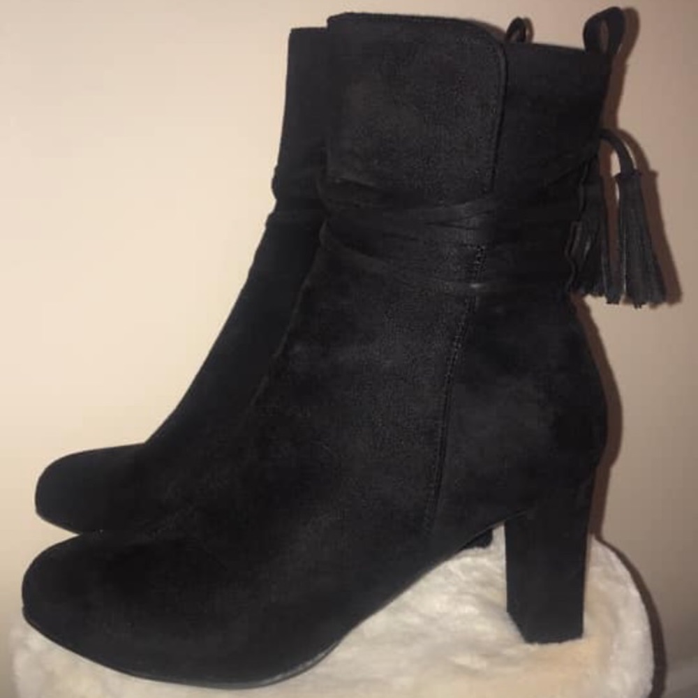 Black Ankle Boots With Fringe Ties